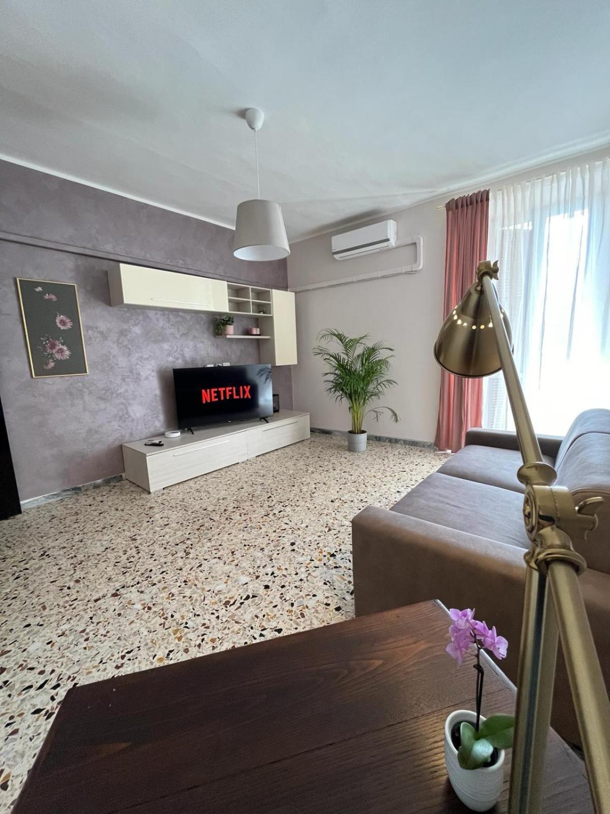 Luna Apartment Civitavecchia Bagian luar foto